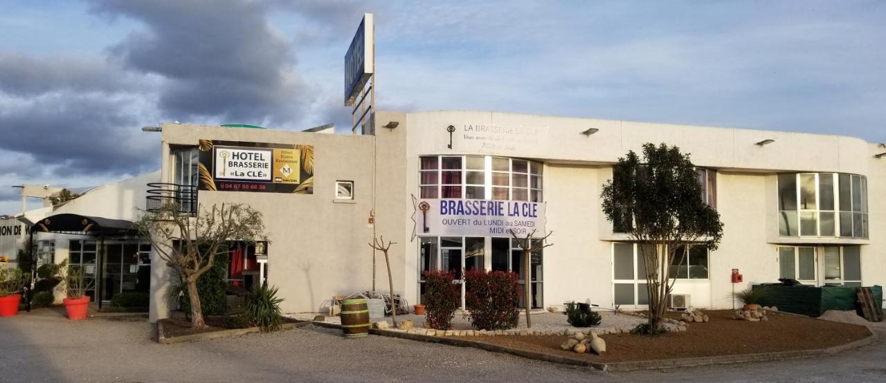 Hotel La Cle Saint-André-de-Sangonis Exteriör bild